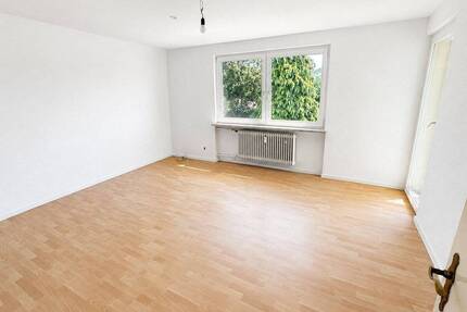 Helle 3-Zimmer-Wohnung mit Balkon und cleverem Grundriss - Schweppenhausen