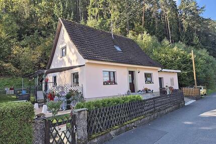Gemütliches Einfamilienhaus mit Garten und Garage zur Miete - Nähe Kronach