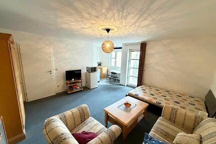 Möbliertes Apartment mit Balkon und TG-Stellplatz — für Pendler - Brühl