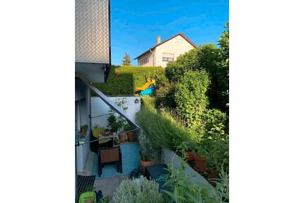 Helle 2 Zimmerwohnung Souterrain mit Terrasse und kleinem Garten - Leimen