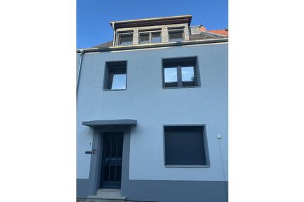 Elegantes Reihenhaus mit 5,5 Zimmern in Koblenz-Goldgrube