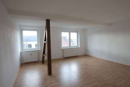 Wohnung zum Mieten in Osterburg 300,00 € 53.05 m²