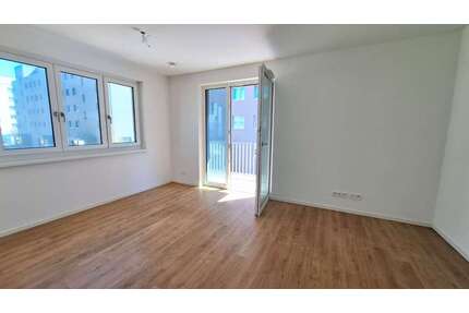 Wohnung zum Mieten in Berlin 1.204,32 € 75.27 m²