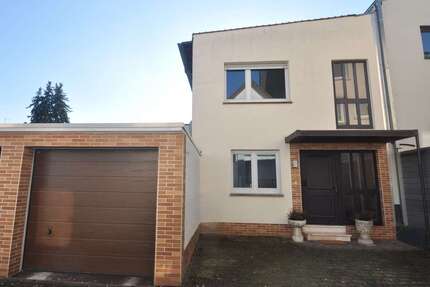 Haus zum Kaufen in Offenbach Bieber 380.000,00 € 88.66 m² - Offenbach / Bieber