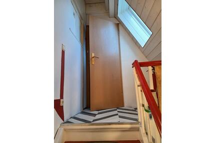 Dachgeschoßwohnung - 220,00&nbsp;EUR Kaltmiete, ca.&nbsp; 30,00&nbsp;m&sup2; in Iserlohn (PLZ: 58640) Sümmern