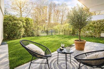 Helle Terassen- & Gartenwohnung in Bogenhausen - frisch renoviert & bezugsfrei - München