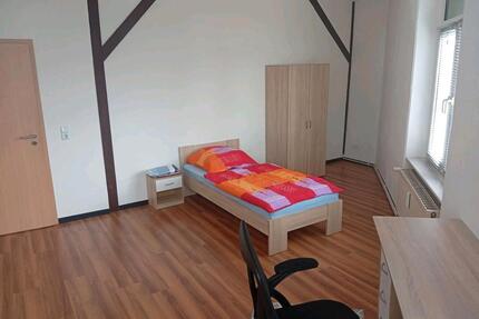 möbliertes WG - Zimmer in 3-er WG in 39124 Magdeburg