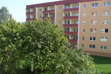 Wohnung zum Mieten in Limbach-Oberfrohna 270,00 € 54.87 m²