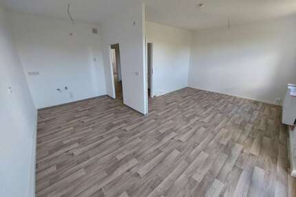 Wohnung zum Mieten in Suhl 359,29 € 55.87 m²