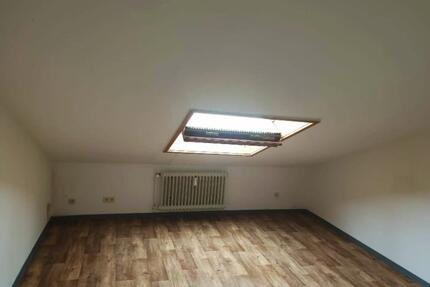 Appartement - 300,00&nbsp;EUR Kaltmiete, ca.&nbsp; 21,00&nbsp;m&sup2; in Linden (PLZ: 35440)