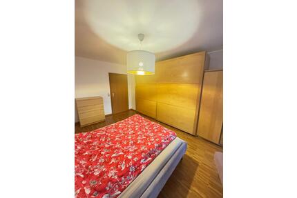 Frauen-WG-Zimmer im Einfamilienhaus nähe Düsseldorf - Grevenbroich