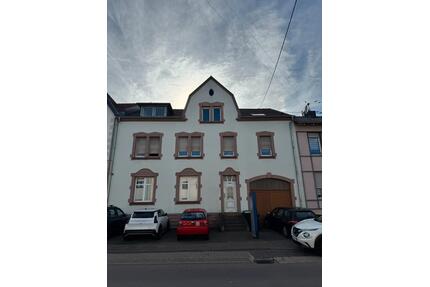 Mehrfamilienhaus mit drei Einheiten in Lisdorf - Saarlouis