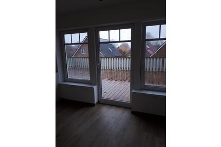 Moderne 3-Zimmer-Wohnung mit großer Dachterrasse in Moorweg - Esens