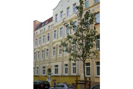 Wohnung zum Mieten in HalleS. 593,00 € 79 m² - Halle/S.