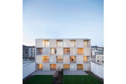 Wohnung zum Mieten in Düsseldorf 1.674,00 € 93 m²