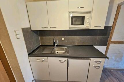 1 Zimmer WHG, Calw - 600,00&nbsp;EUR Kaltmiete, ca.&nbsp; 30,00&nbsp;m&sup2; in Calw (PLZ: 75365)