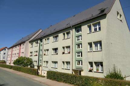 Wohnung zum Mieten in Auma-Weidatal 419,10 € 57.8 m²