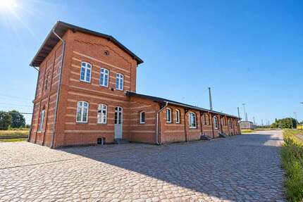 Wohnung zum Mieten in Bützow 379,00 € 32.52 m²