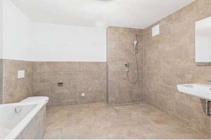 Wohnung zum Kaufen in Stuttgart 610.000,00 € 93.55 m²