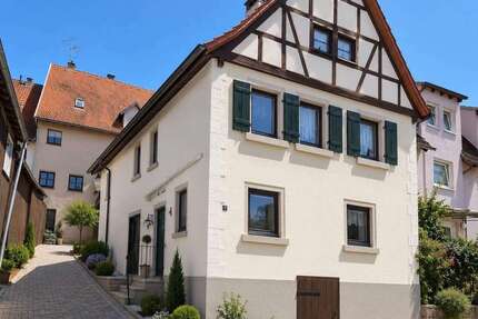Haus zum Kaufen in Sternenfels 120.000,00 € 50 m²