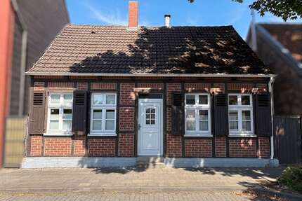 Haus zum Kaufen in Ahlen 122.500,00 € 130.3 m²