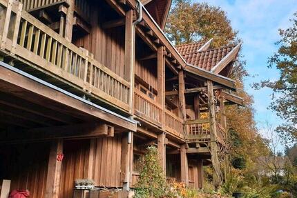Freistehendes Architektenhaus auf großem Grundstück in Otterberg