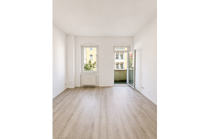 Wohnung zum Mieten in Berlin 895,00 € 68.64 m²