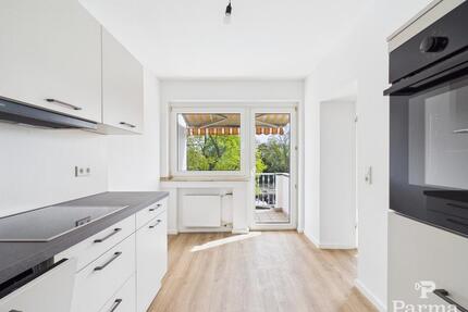 Lichtdurchflutete 3-Zimmer Wohnung mit Balkon - Düren