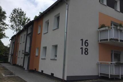 2-Zimmer-EG-Wohnung mit Balkon, vollständig renoviert! - Essen Stadtbezirk IV