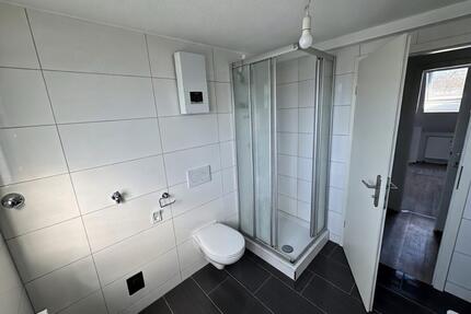2-Zimmer Wohnung, frisch renoviert, Gelsenkirchen Erle 45891