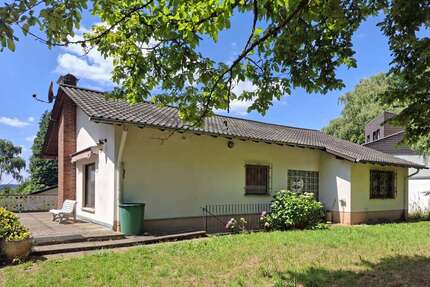 Haus zum Kaufen in Saarbrücken Dudweiler 485.000,00 € 190 m² - Saarbrücken / Dudweiler