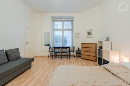 1-Zi-Altbauwohnung Gesundbrunnen, bezugsfrei, provisionsfrei - Berlin Mitte