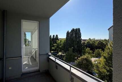 Wohnung zum Mieten in Berlin 1.049,00 € 72.59 m²