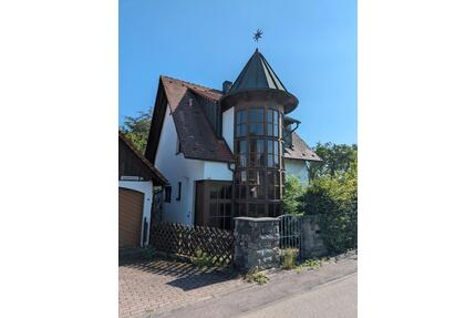 Haus mit Gestaltungspotenzial: Einfamilienhaus in Jettingen