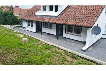 Terassenwohnung, beste Lage - 1.190,00&nbsp;EUR Kaltmiete, ca.&nbsp; 120,00&nbsp;m&sup2; in Trossingen (PLZ: 78647)