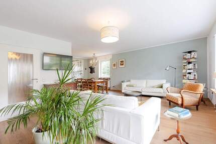 Großzügiges Stadthaus direkt am Niddapark - Frankfurt am Main Praunheim