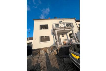 Haus zu verkaufen - 560.000,00&nbsp;EUR Kaufpreis, ca.&nbsp; 200,00&nbsp;m&sup2; in Neuwied (PLZ: 56567) Feldkirchen