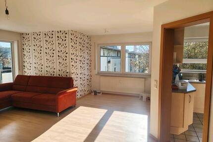 Helle 3 Zimmer Wohnung - 900,00&nbsp;EUR Kaltmiete, ca.&nbsp; 83,00&nbsp;m&sup2; in Göppingen (PLZ: 73035) Faurndau