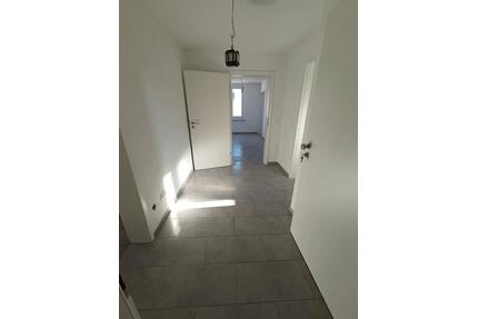Renovierte 3 Zimmer Wohnung - 750,00&nbsp;EUR Kaltmiete, ca.&nbsp; 65,00&nbsp;m&sup2; in Amberg (PLZ: 92224)