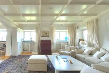 Haus zum Kaufen in Gmund a. Tegernsee 3.850.000,00 € 241 m²