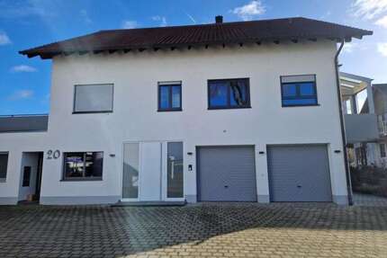 Haus zum Mieten in Schliengen 2.099,00 € 280 m²