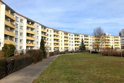 Geräumige Familienwohnung mit Balkon und Gäste-WC! - Halle (Saale) Nietleben