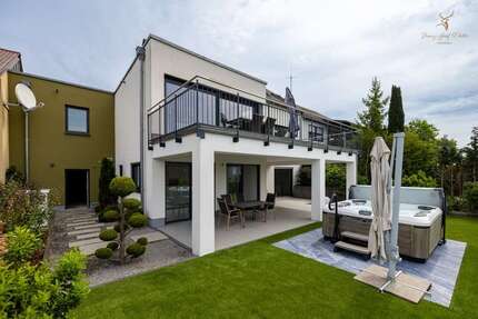 Haus zum Kaufen in Helmstadt 879.000,00 € 253.18 m²