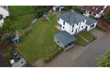 Einfamilienhaus mit Garten - 2.100,00&nbsp;EUR Kaltmiete, ca.&nbsp; 170,00&nbsp;m&sup2; in Aindling (PLZ: 86447)