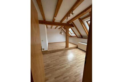 Helle 4,5-Zimmer-DG-Wohnung in Blieskastel-Biesingen mit Keller