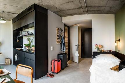 Neon Wood Student Housing in Berlin Mitte-Wedding - Classic Apartment