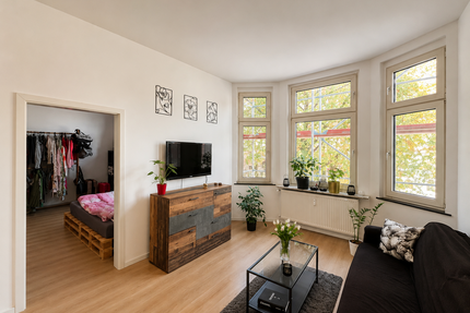 Wohnung zum Kaufen in Düsseldorf 205.000,00 € 56.89 m²
