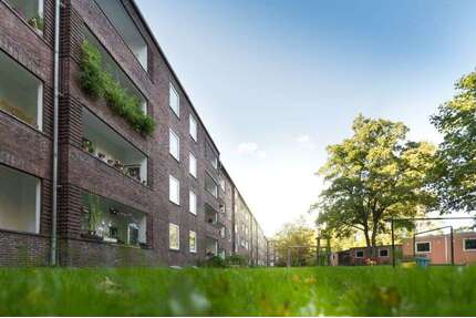 Wohnung zum Mieten in Bremerhaven 400,00 € 58.58 m²