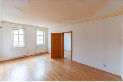 4-Zimmer-Maisonette-Wohnung im Zentrum Jenas (WG-geeignet)