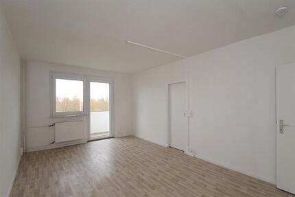 Wir sanieren für Sie! - 354,00&nbsp;EUR Kaltmiete, ca.&nbsp; 56,52&nbsp;m&sup2; in Halle (Saale) (PLZ: 06120) Dölau